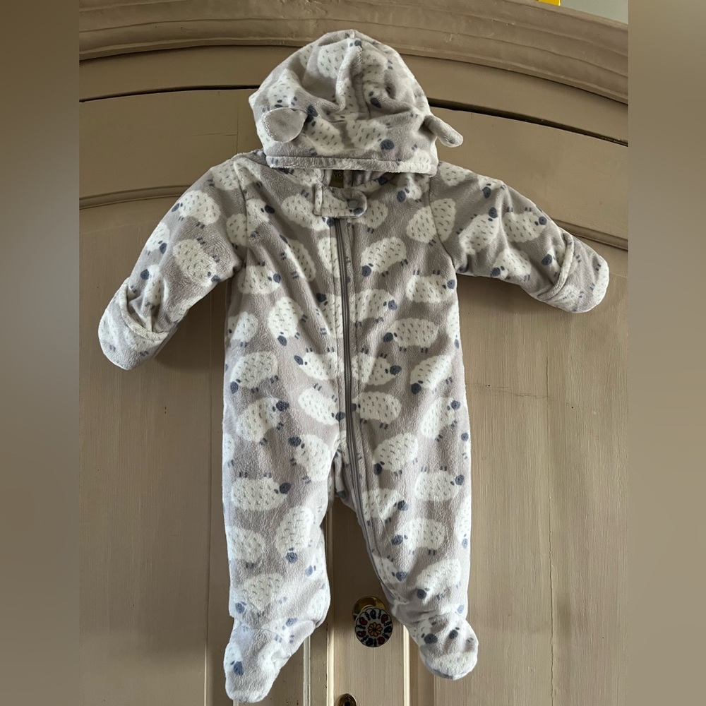 CARTER’S SNOWSUIT ADORABLE